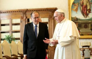 Former Philippine President Benigno Aquino III and His Holiness Pope Francis view the gifts at the Sala dei Papi of the Apostolic Palace during the Philippine president’s private audience with the pope in the Vatican on Dec. 04, 2015. Joseph Vidal / Malacañang Photo Bureau